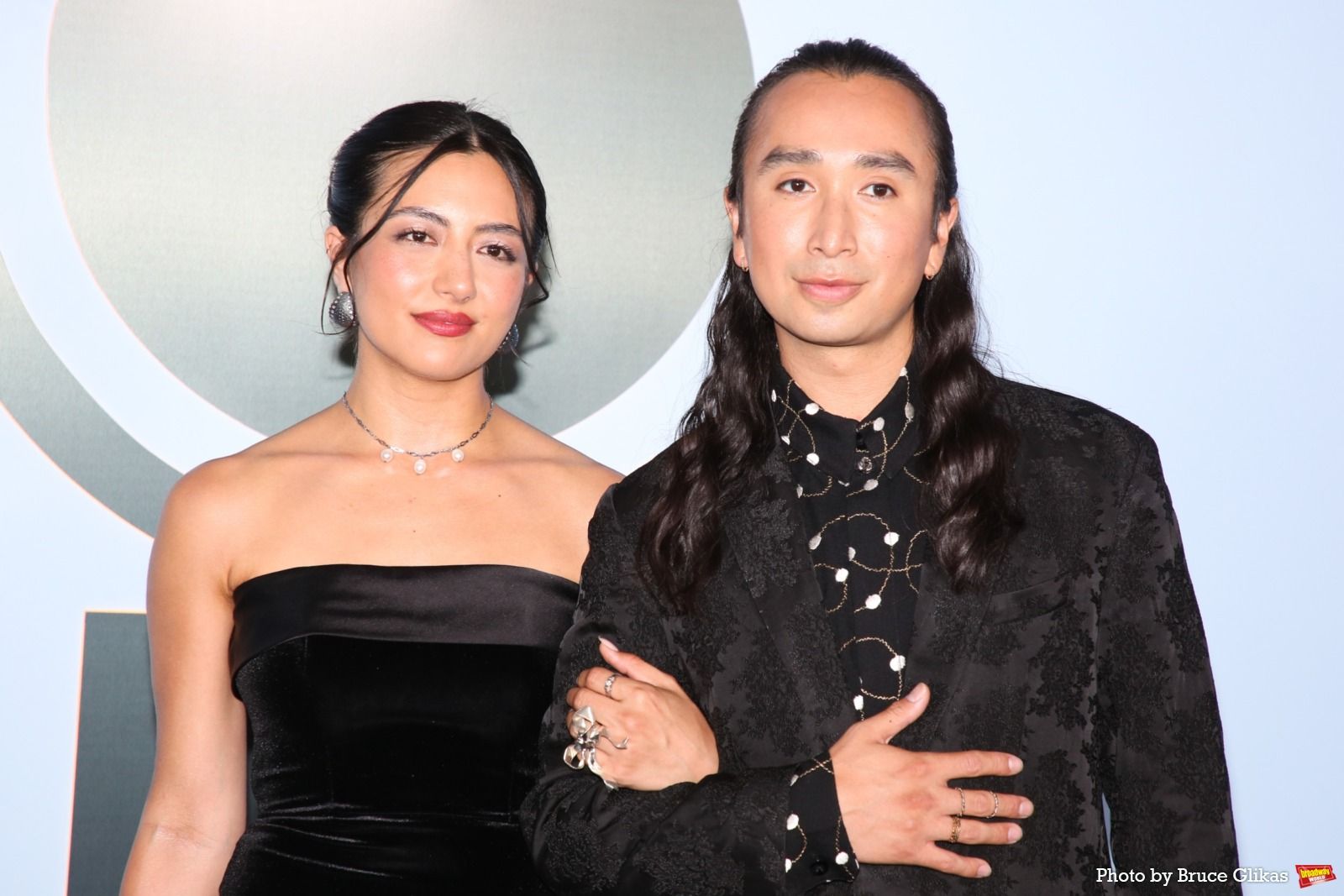 Photos: 2026 Tony Awards- Stars Walk the Red Carpet — photo 123 of 503