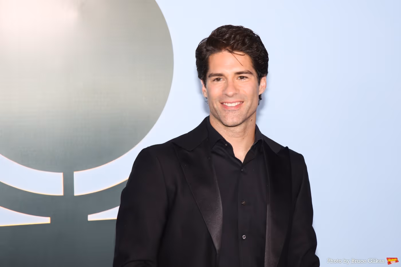Photos: 2026 Tony Awards- Stars Walk the Red Carpet Image
