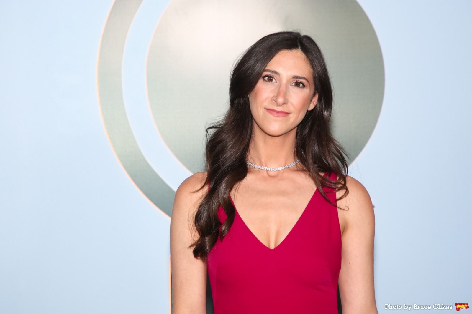 Photos: 2026 Tony Awards- Stars Walk the Red Carpet — photo 119 of 503