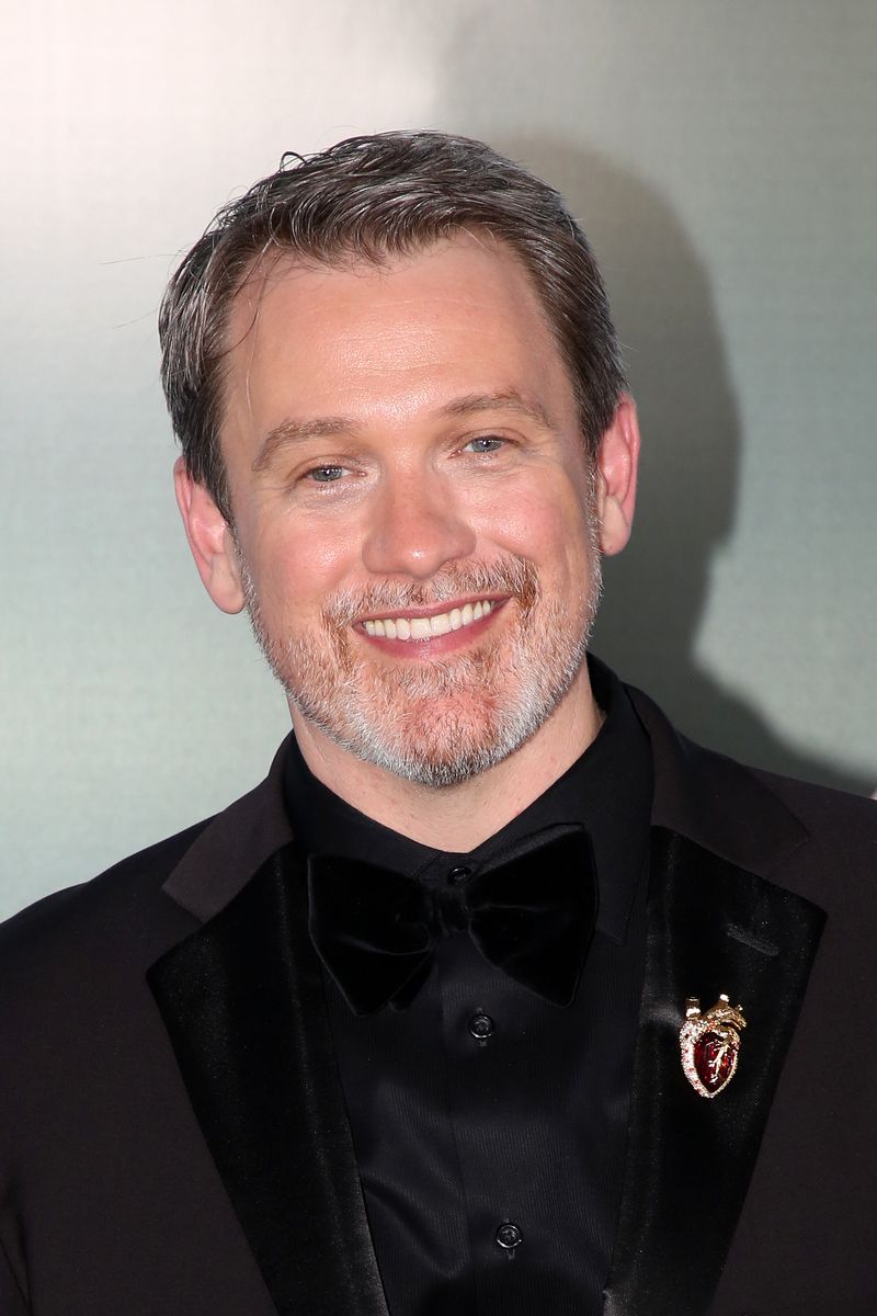 Photos: 2026 Tony Awards- Stars Walk the Red Carpet — photo 60 of 503