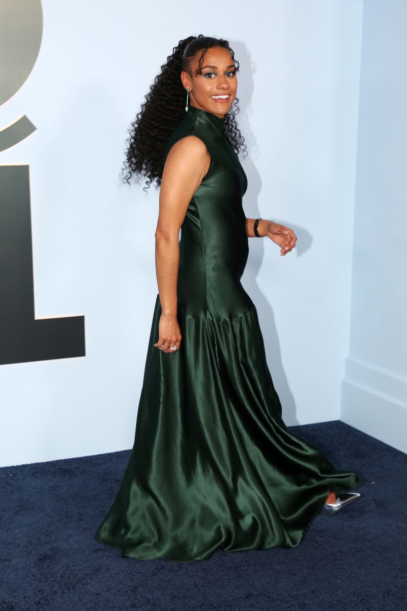 Photos: 2026 Tony Awards- Stars Walk the Red Carpet — photo 76 of 503