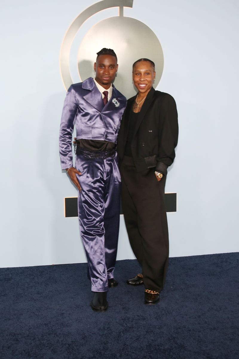 Photos: 2026 Tony Awards- Stars Walk the Red Carpet — photo 86 of 503