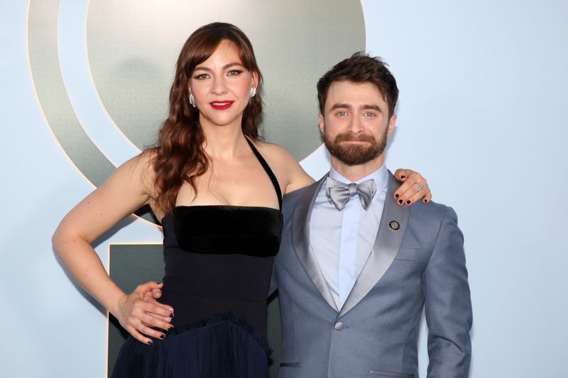 Photos: 2026 Tony Awards- Stars Walk the Red Carpet — photo 88 of 503
