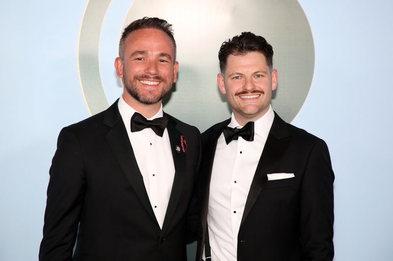Photos: 2026 Tony Awards- Stars Walk the Red Carpet — photo 90 of 503