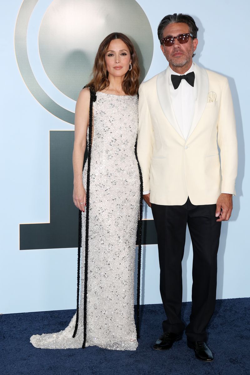 Photos: 2026 Tony Awards- Stars Walk the Red Carpet — photo 92 of 503