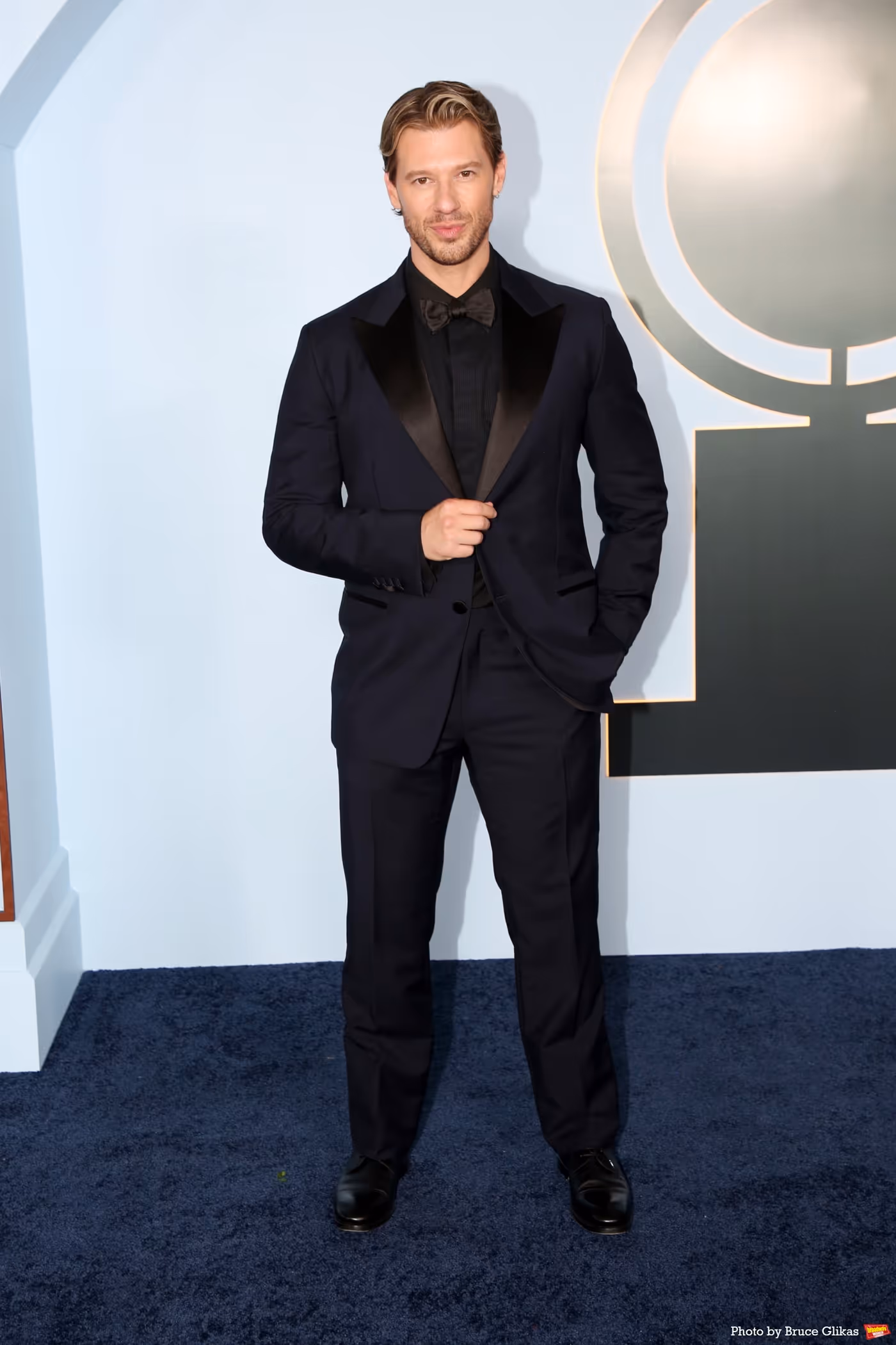 Photos: 2026 Tony Awards- Stars Walk the Red Carpet Image