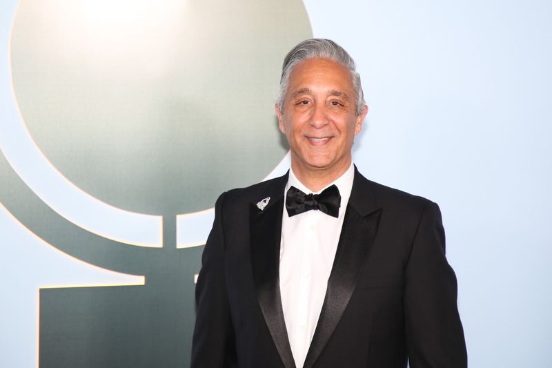 Photos: 2026 Tony Awards- Stars Walk the Red Carpet — photo 30 of 503