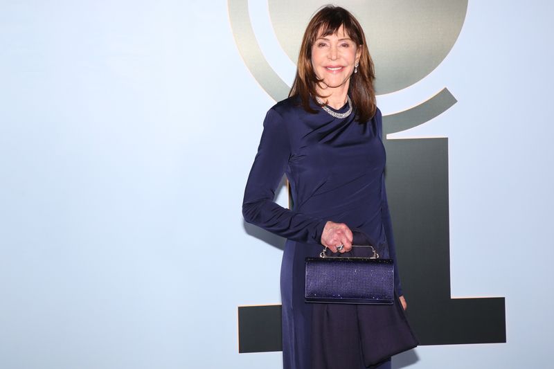 Photos: 2026 Tony Awards- Stars Walk the Red Carpet — photo 25 of 503