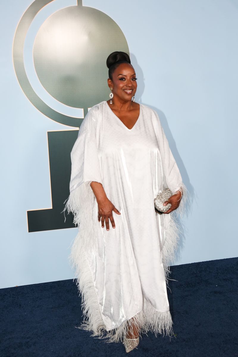 Photos: 2026 Tony Awards- Stars Walk the Red Carpet — photo 5 of 503