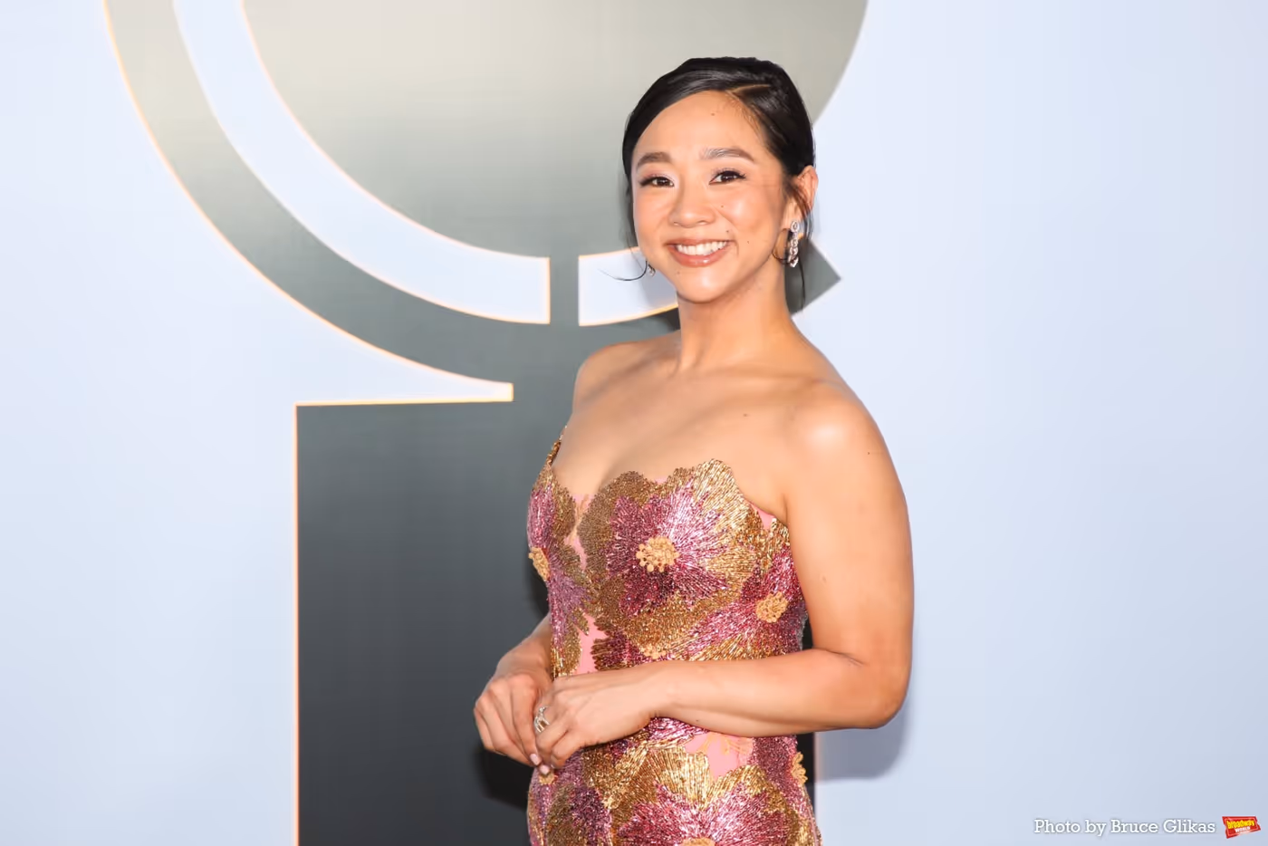 Photos: 2026 Tony Awards- Stars Walk the Red Carpet Image