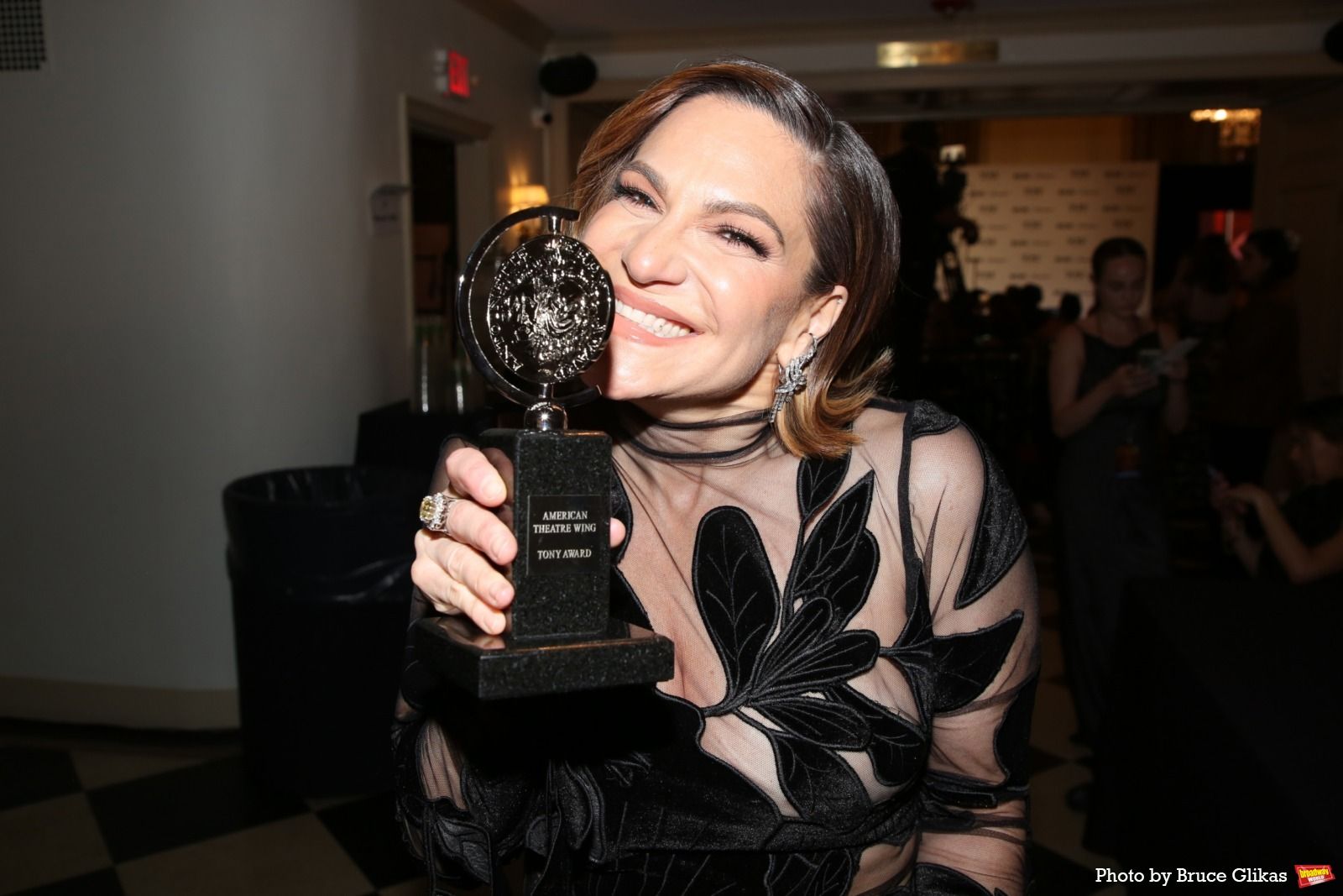 Photos: Backstage with the 2026 Tony Awards Winners — photo 14 of 51
