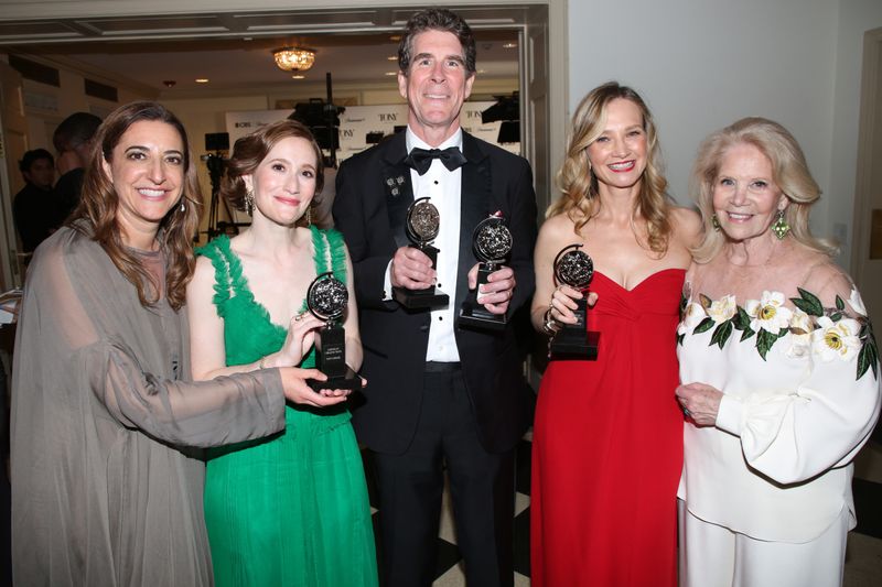 Photos: Backstage with the 2026 Tony Awards Winners — photo 28 of 51