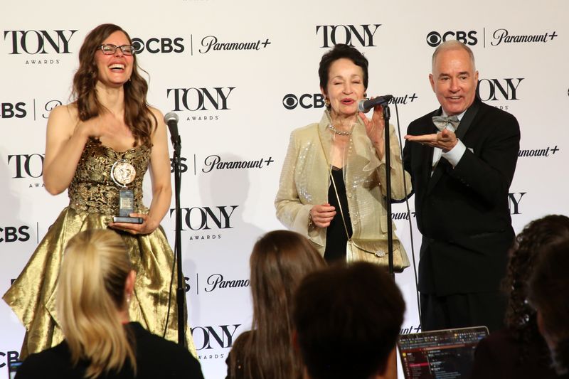 Photos: Backstage with the 2026 Tony Awards Winners — photo 30 of 51