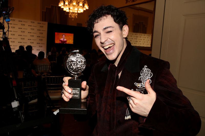 Photos: Backstage with the 2026 Tony Awards Winners — photo 32 of 51