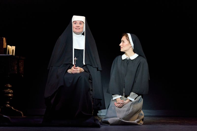 Review: OC's Segerstrom Center Welcomes New Tour of THE SOUND OF MUSIC Image
