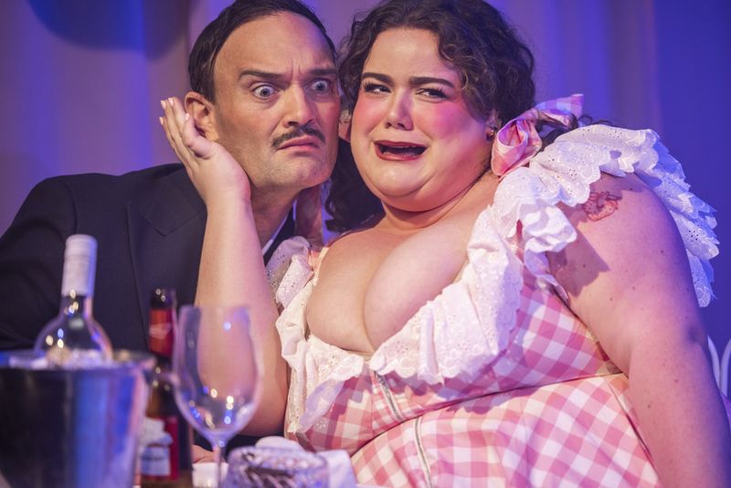 REVIEW: Brilliantly Insane, DIRTY ROTTEN SCOUNDRELS Is A Clever Classic Comedy Musical Image