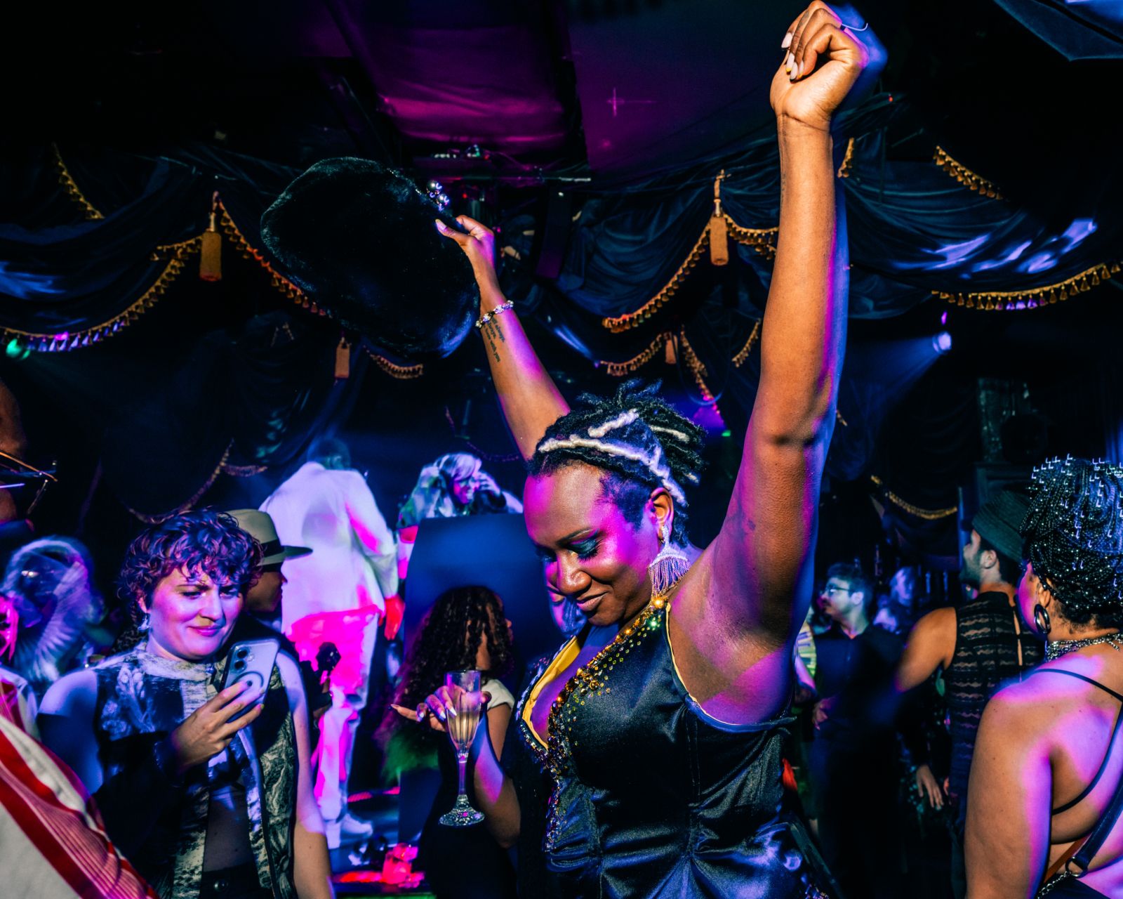 Photos: CATS: THE JELLICLE BALL Celebrates Tony Triumph at CATSQUERADE After-Party — photo 14 of 33