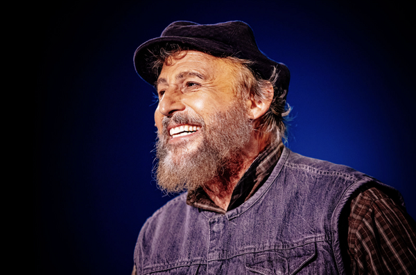Photos: FIDDLER ON THE ROOF At The Encore Theatre — photo 5 of 34