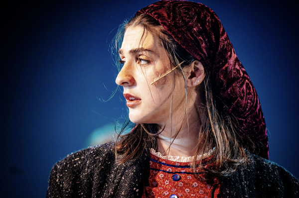 Photos: FIDDLER ON THE ROOF At The Encore Theatre — photo 25 of 34