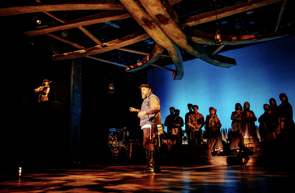 Photos: FIDDLER ON THE ROOF At The Encore Theatre — photo 32 of 34