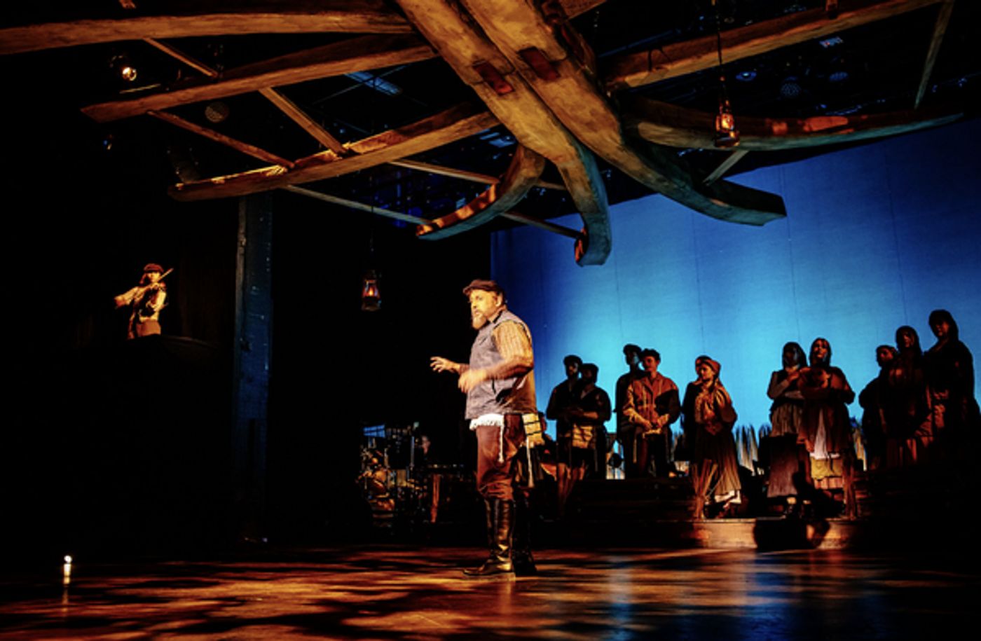 Photos: FIDDLER ON THE ROOF At The Encore Theatre Image