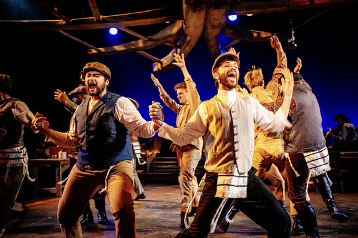 Photos: FIDDLER ON THE ROOF At The Encore Theatre Image