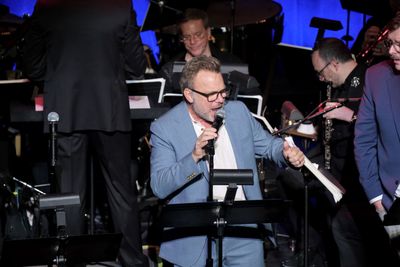 Norbert Leo Butz  Photo