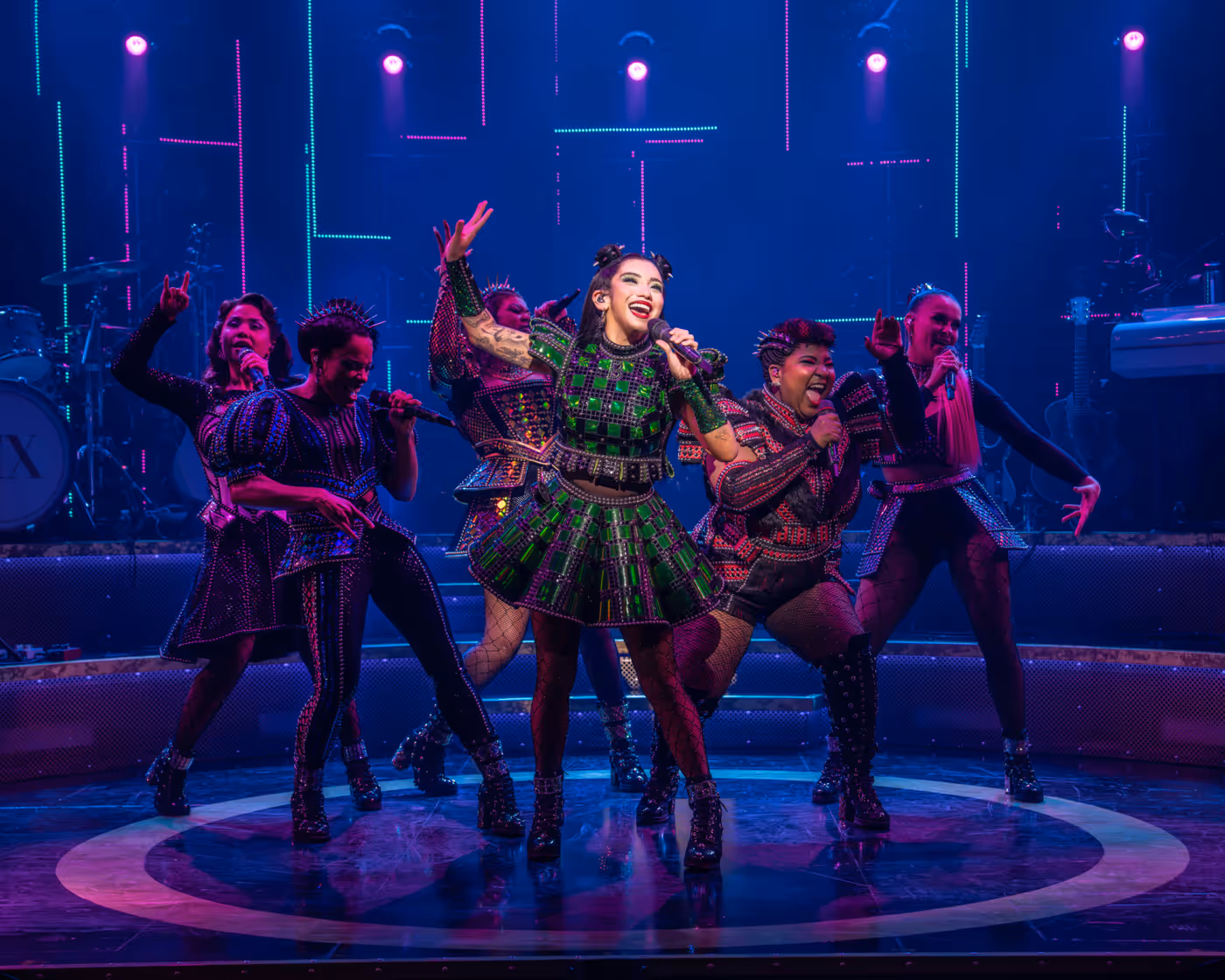 Photos: Kirstin Maldonado and Khaila Wilcoxon in SIX on Broadway Image