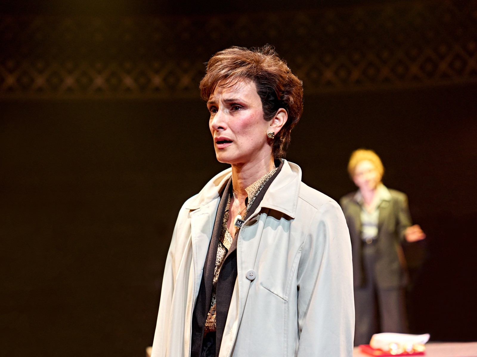 Photos: All-Female GLENGARRY GLEN ROSS at The Old Vic — photo 5 of 18