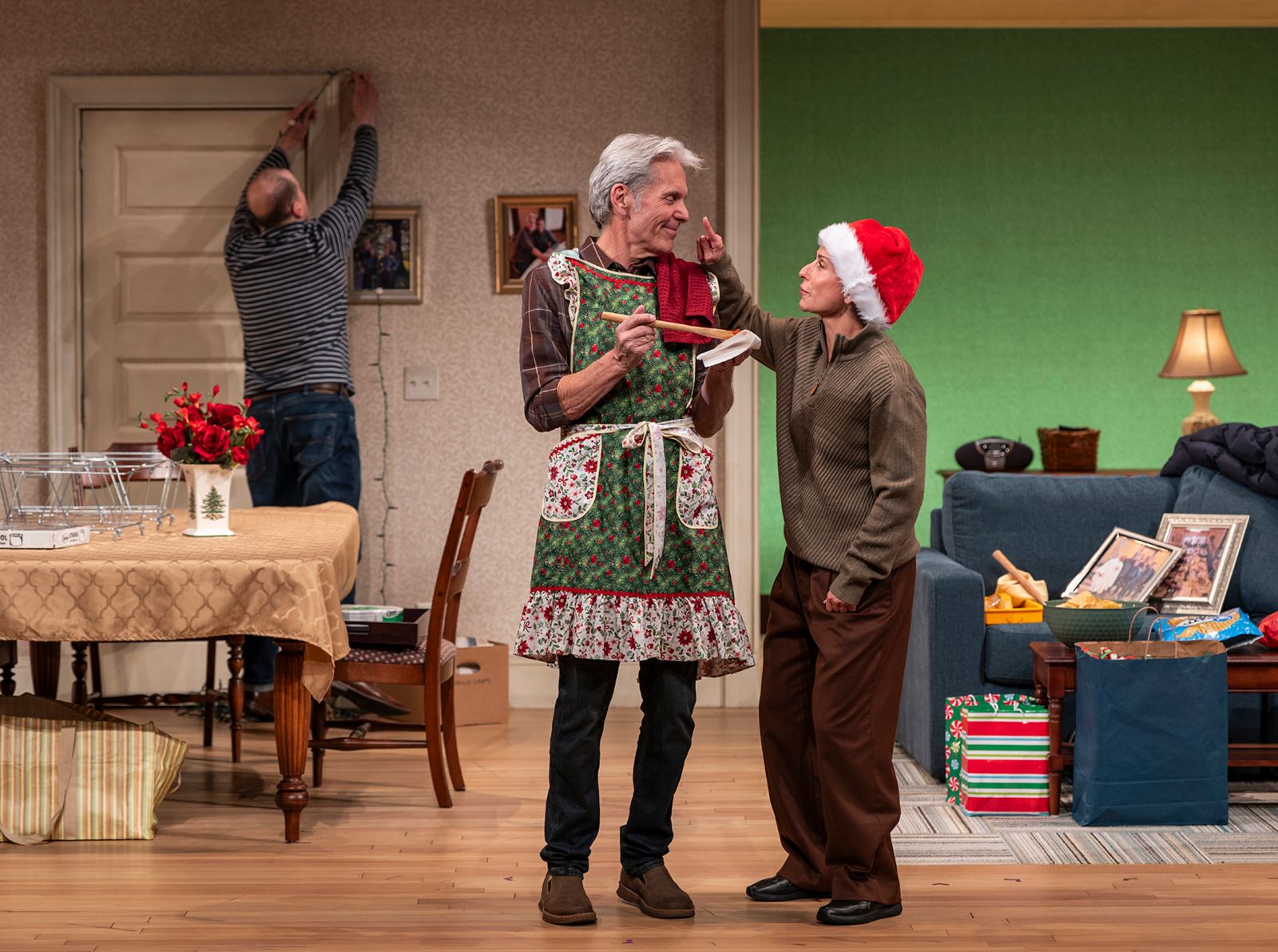 Photos: Gary Cole and More in CATCH AS CATCH CAN at Steppenwolf Theatre Company — photo 1 of 17