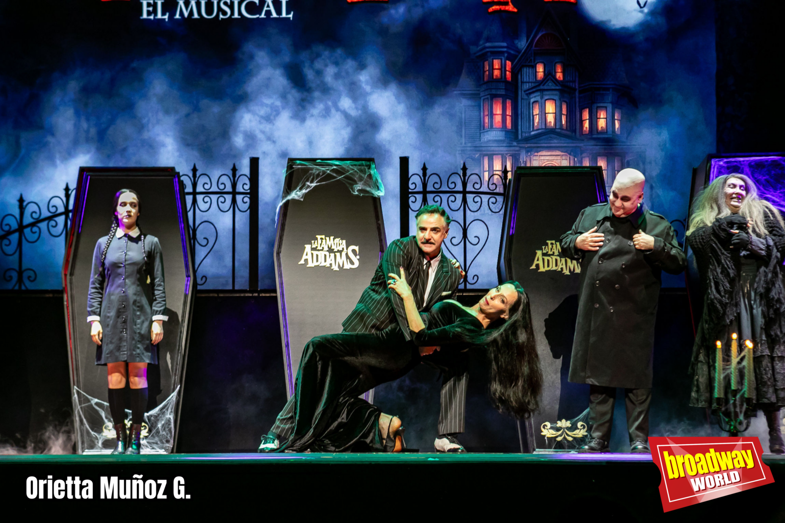 PHOTOS: LA FAMILIA ADDAMS presenta oficialmente a su reparto en el Teatro Calderón de Madrid — photo 21 of 31