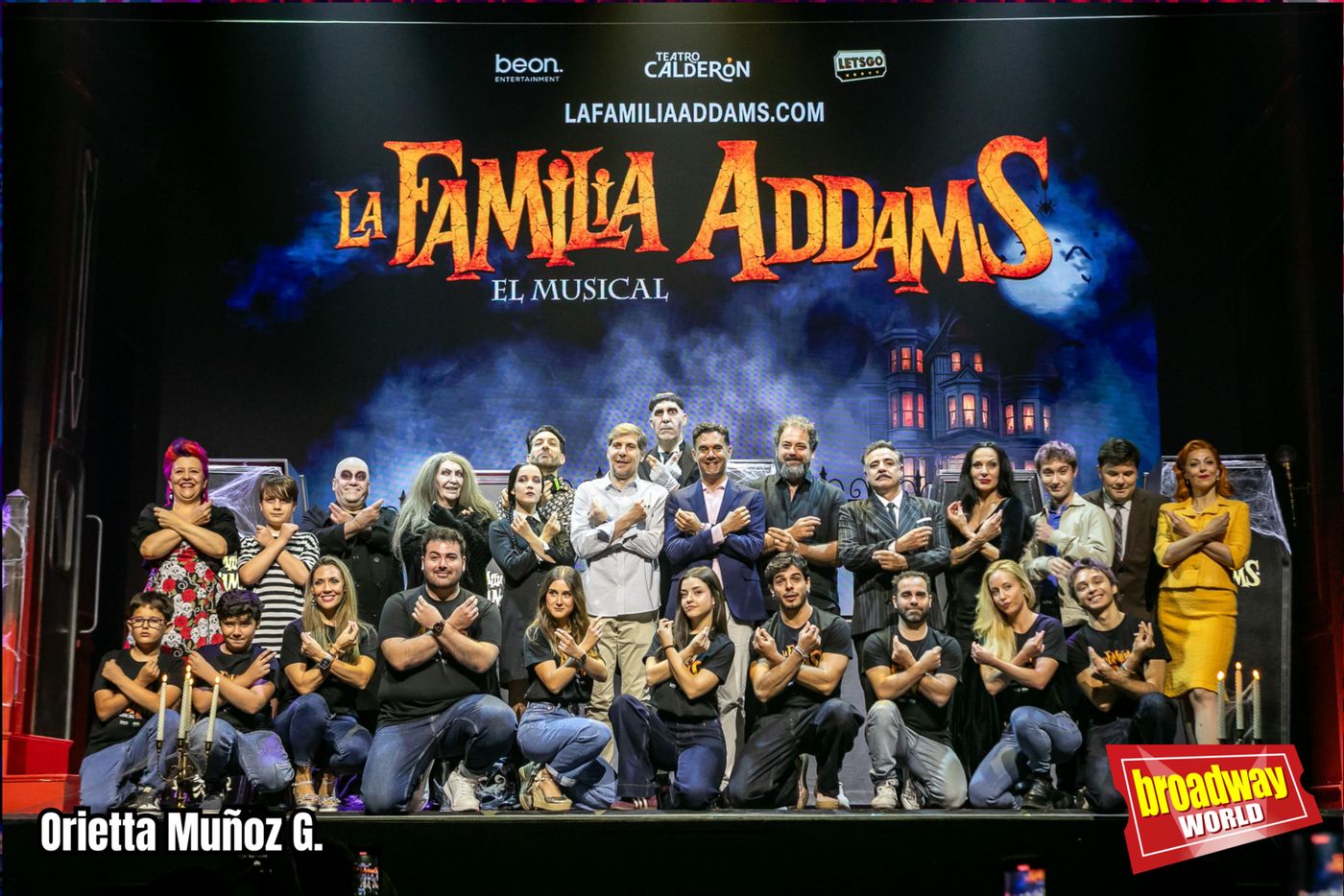 PHOTOS: LA FAMILIA ADDAMS presenta oficialmente a su reparto en el Teatro Calderón de Madrid Image