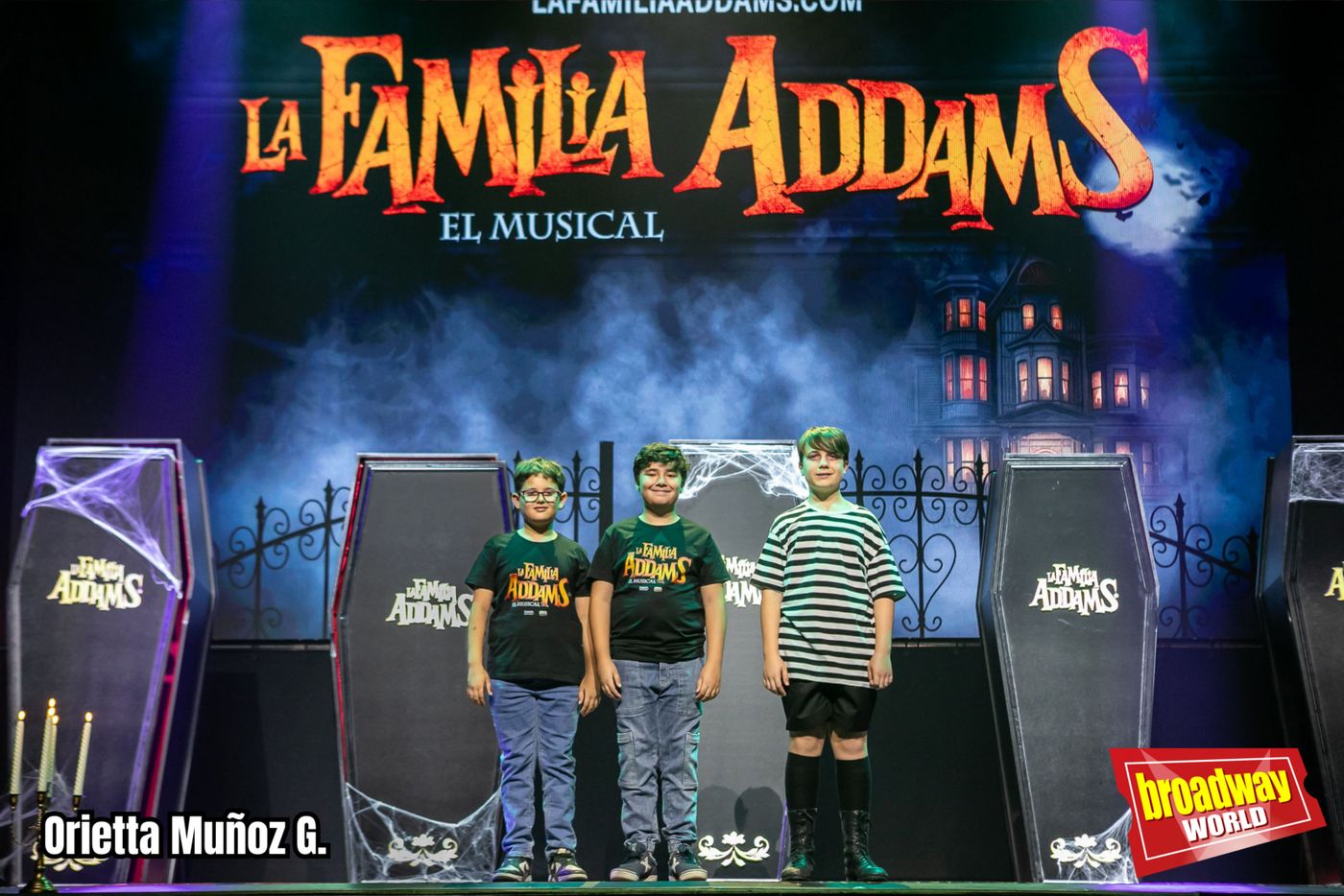 PHOTOS: LA FAMILIA ADDAMS presenta oficialmente a su reparto en el Teatro Calderón de Madrid Image