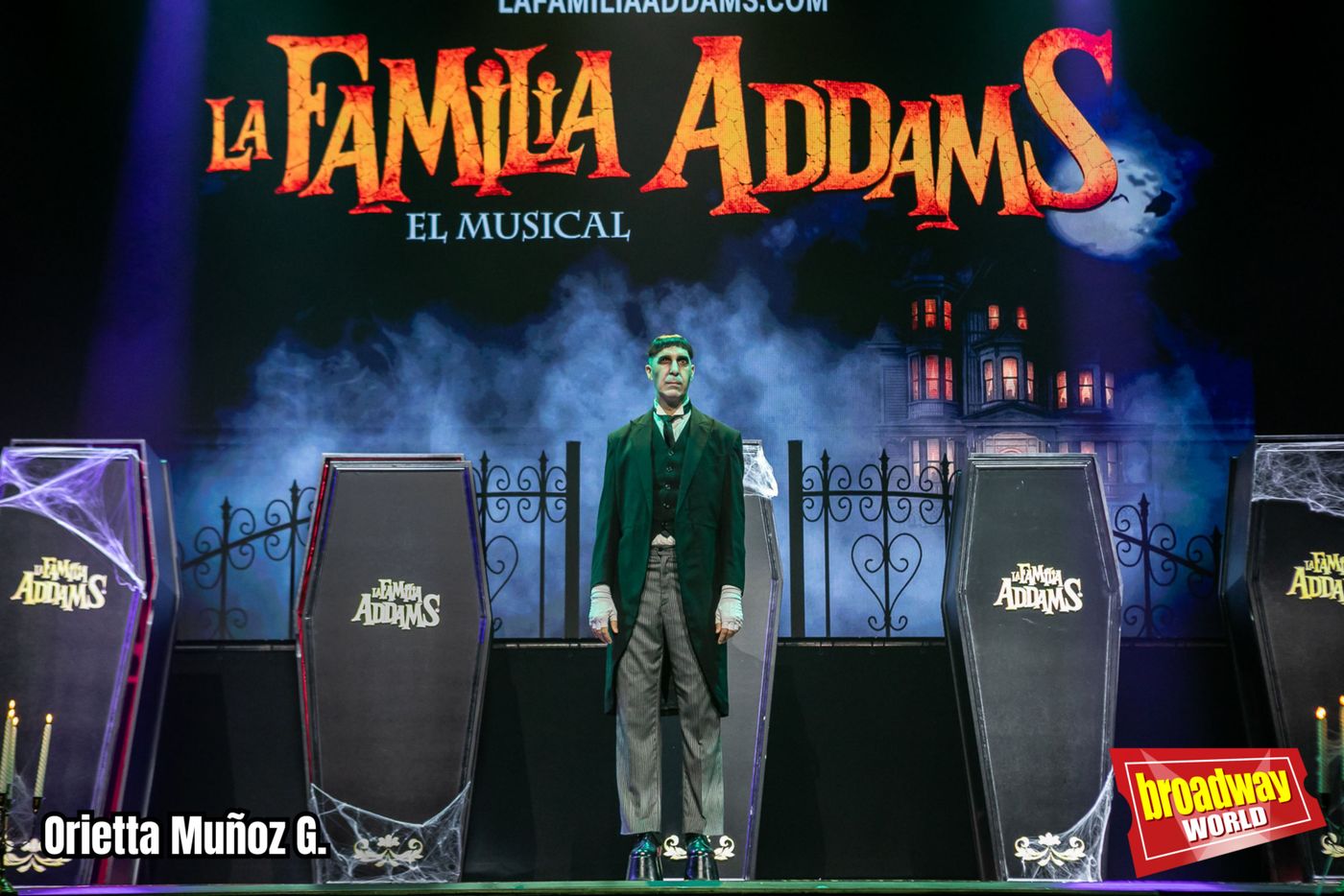 PHOTOS: LA FAMILIA ADDAMS presenta oficialmente a su reparto en el Teatro Calderón de Madrid Image
