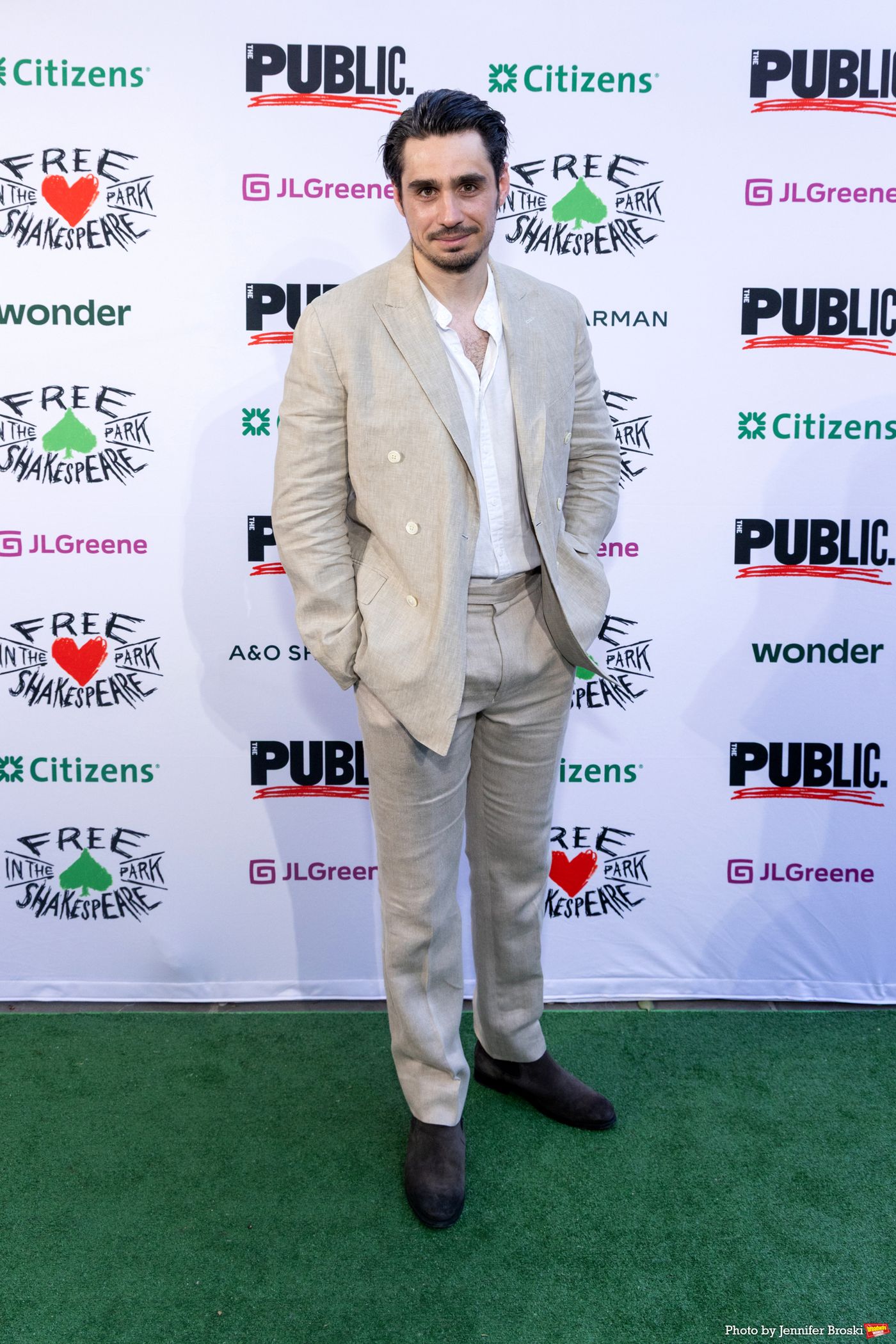 Photos: ROMEO & JULIET Opens From The Public Theater’s Shakespeare in the Park Image