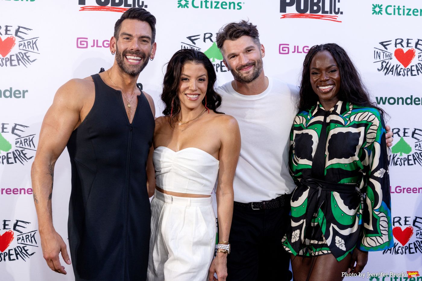 Photos: ROMEO & JULIET Opens From The Public Theater’s Shakespeare in the Park Image