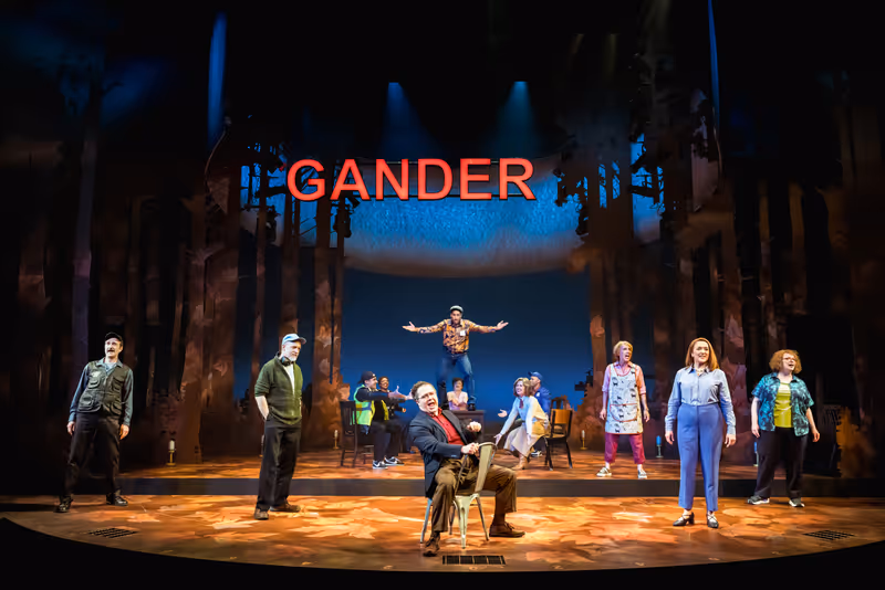 Review: COME FROM AWAY at Guthrie Theater Image