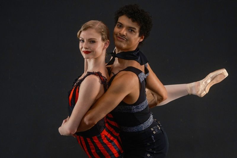 Review: ORPHEUS IN THE UNDERWORLD at Artscape Image