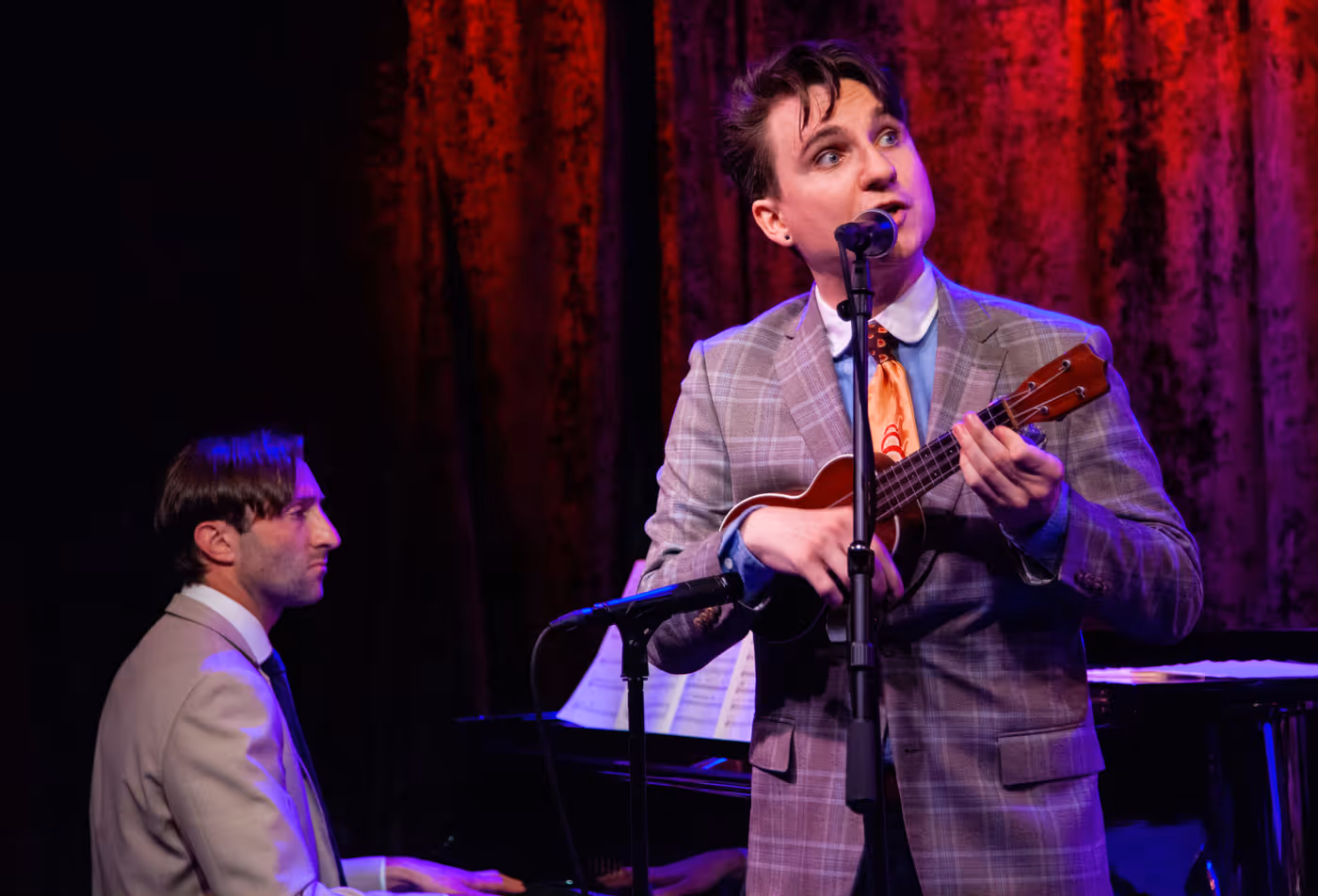 Review: Bryce Edwards and Mike Davis Cool Off Birdland With HOT COMBINATION Image