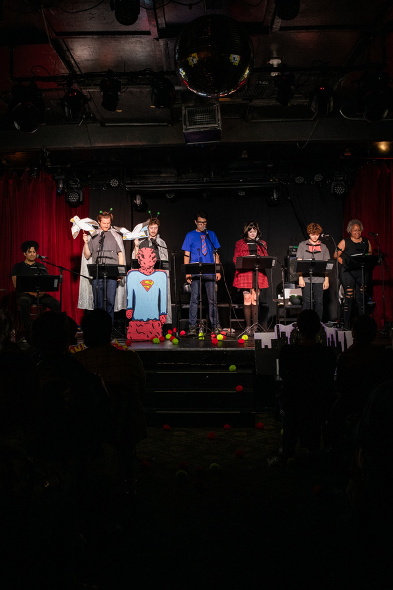 Photos: COMICS READING COMICS Perform Sold Out Preview Show — photo 1 of 9