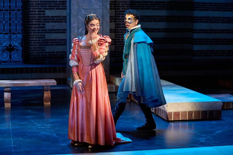 Review: ROMEO AND JULIET at Opera Theatre Of St. Louis Image