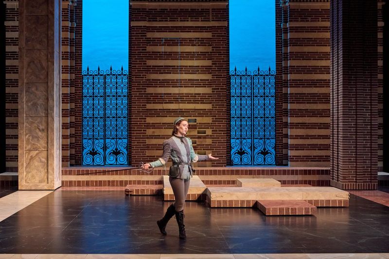 Review: ROMEO AND JULIET at Opera Theatre Of St. Louis Image