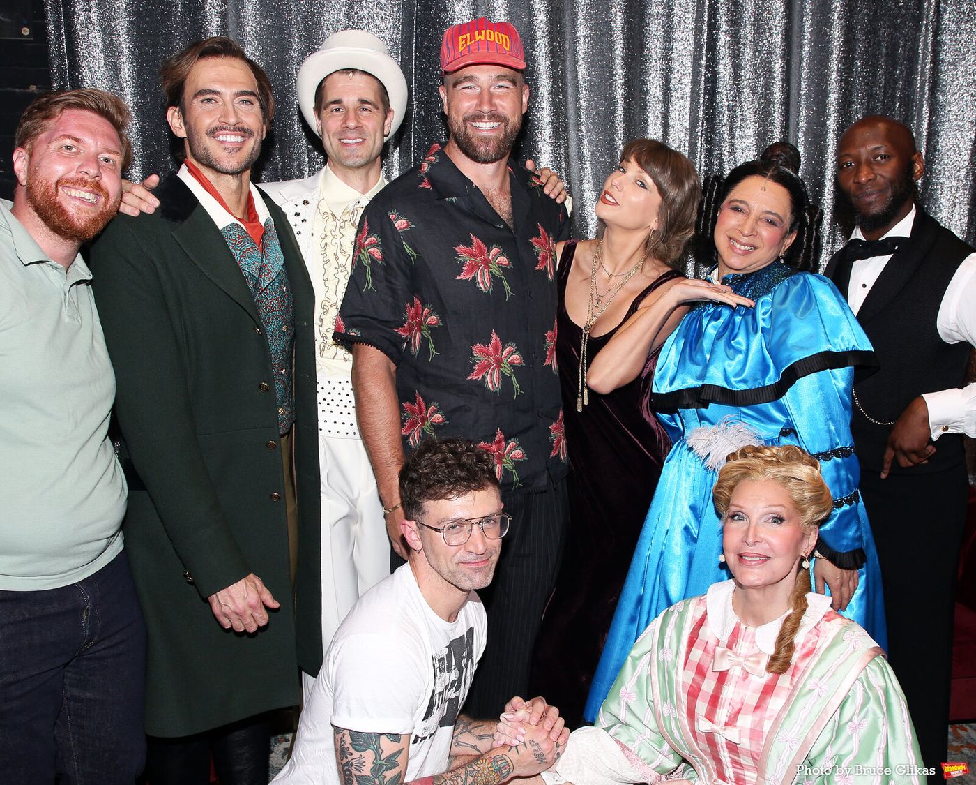 Photos: Travis Kelce & Taylor Swift's Oh, Mary! Date Night Image