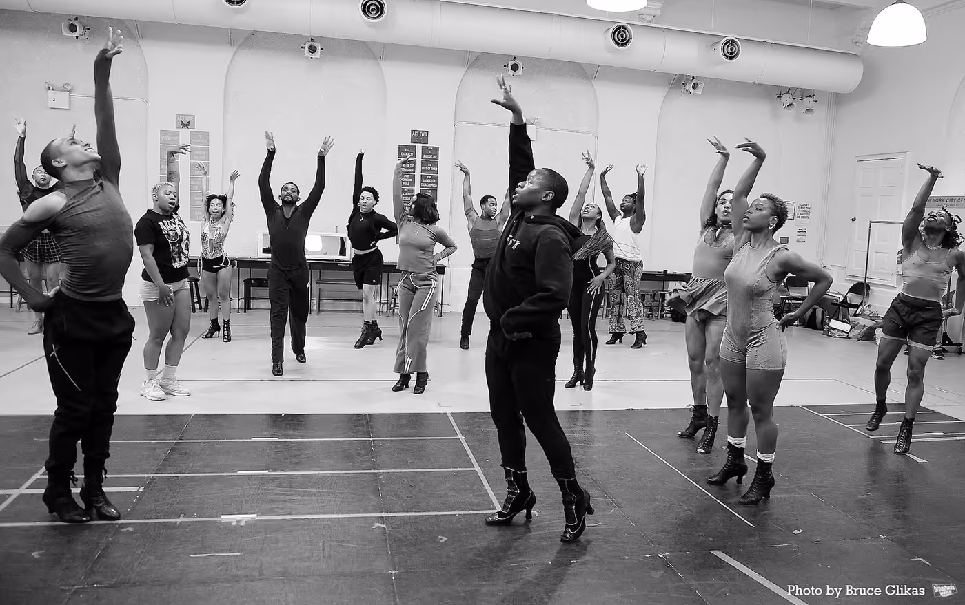 Photos: Wayne Brady, Billy Porter, Harvey Fierstein, and More in Rehearsal For LA CAGE AUX FOLLES at Encores Image