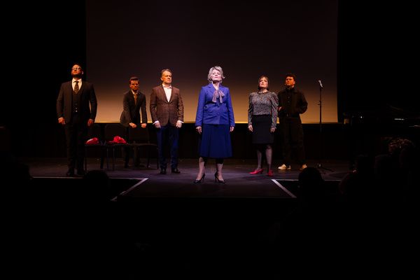 Marcus Farnsworth, Robert Forrest, Mark Stone, Lucy Schaufer, Rebecca Afonwy-Jones… Photo