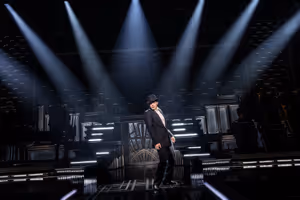 Jeremy Jordan @ BroadwayWorld Jeremy Jordan Photo