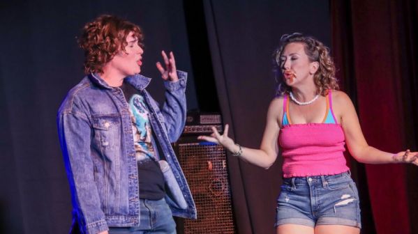 Photos: Marguerite Moreau Visits WET HOT A MUSICAL SUMMER — photo 42 of 67