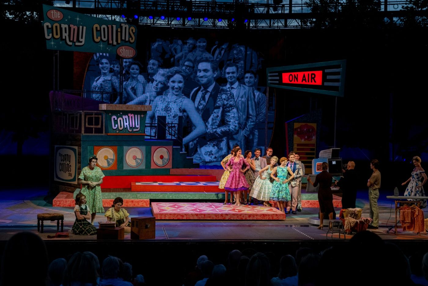 Photos: First Look at The Muny's HAIRSPRAY With Richard Kind & More Image