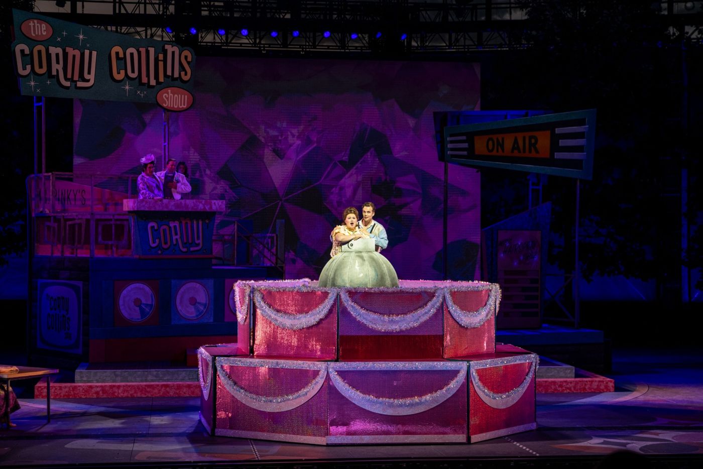 Photos: First Look at The Muny's HAIRSPRAY With Richard Kind & More Image