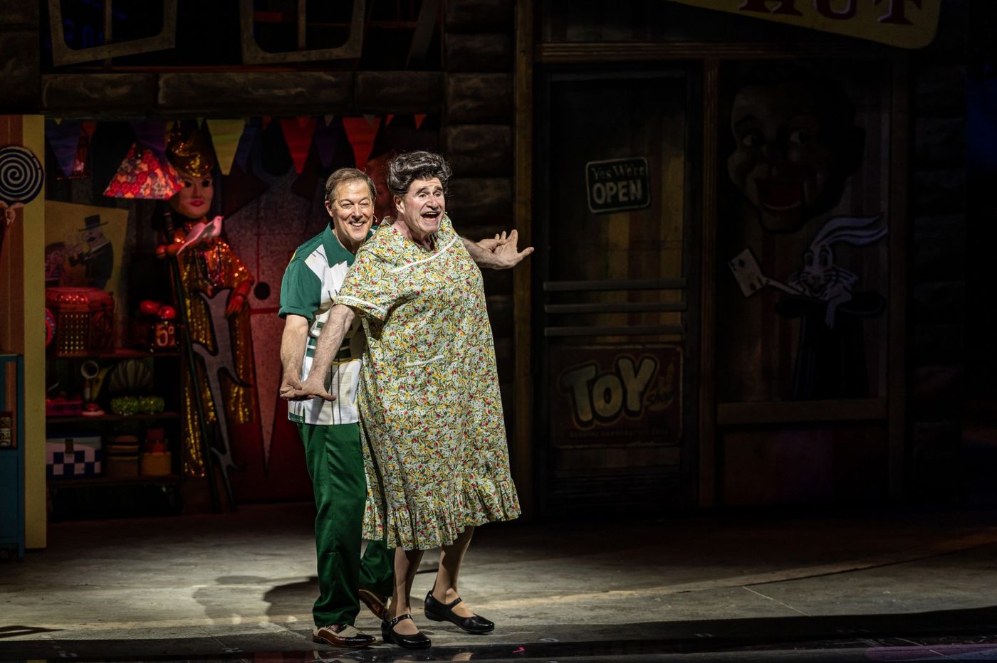 Photos: First Look at The Muny's HAIRSPRAY With Richard Kind & More Image